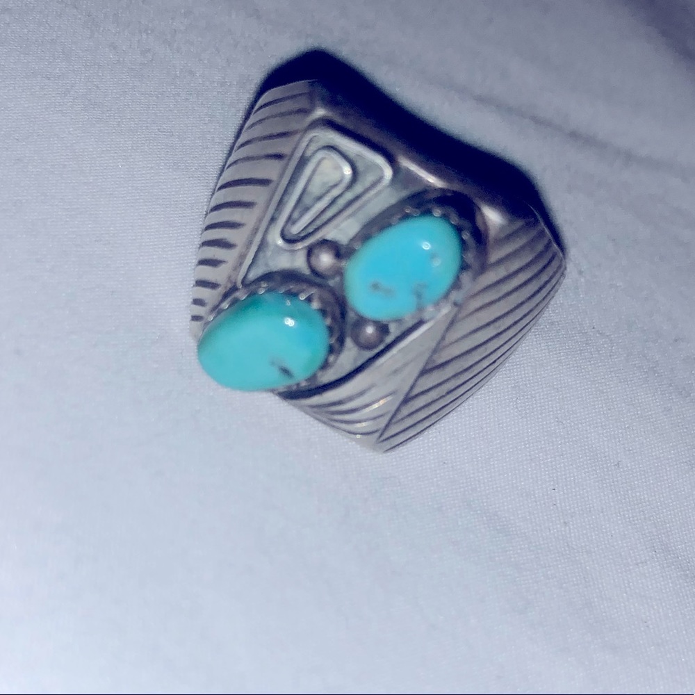 Vintage turquoise ring